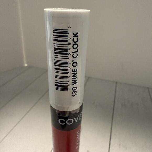 COVERGIRL Outlast UltiMatte Liquid Lipstick #130 - Wine O Clock Up To 24 Hrs - Picture 5 of 5